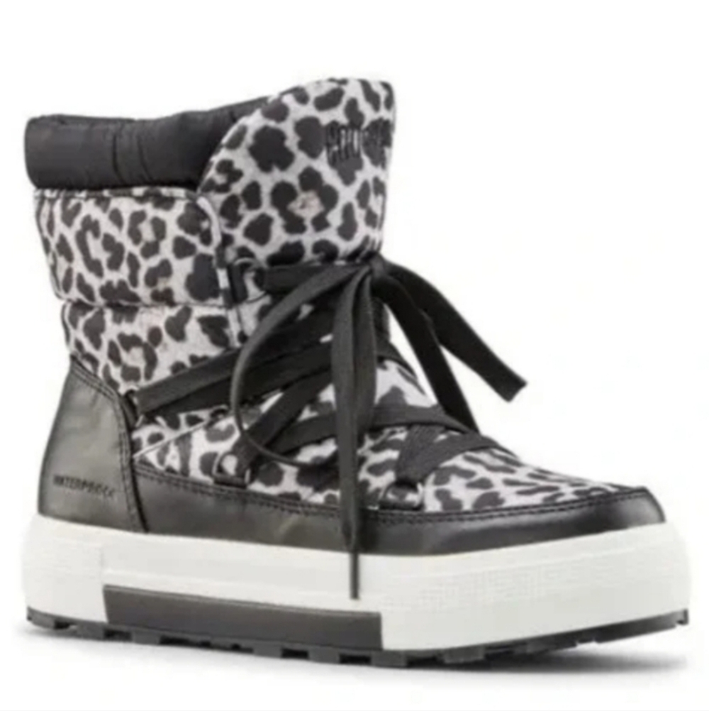 NEW....Cougar Wink Nylon Waterproof Leopard Boots ..Size 7